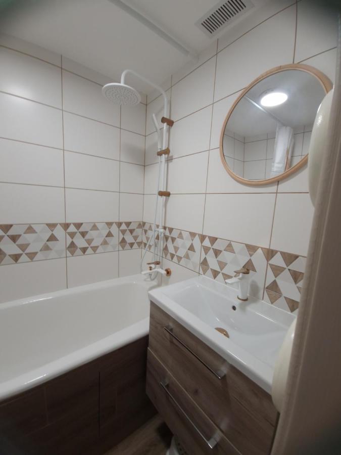 Apartamentai Sukileliu Pr. Каунас Екстериор снимка